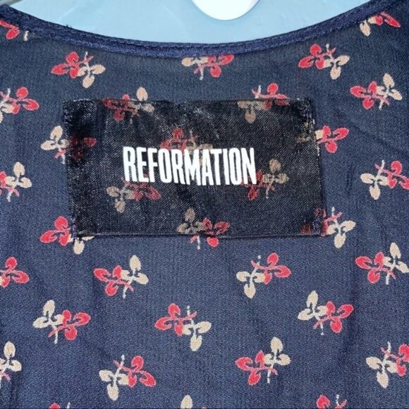 Reformation Wrap Dress Black and Ditzy Floral Print size XS - Picture 2 of 11